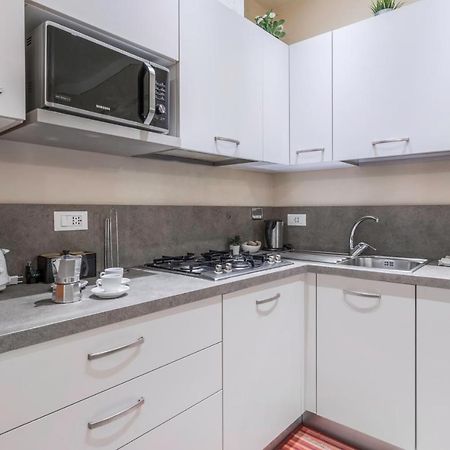Wine Apartments Florence Barolo Екстер'єр фото