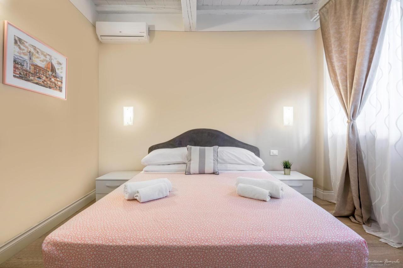Wine Apartments Florence Barolo Екстер'єр фото