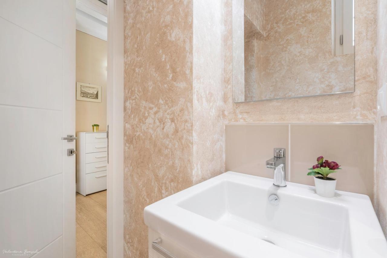 Wine Apartments Florence Barolo Екстер'єр фото