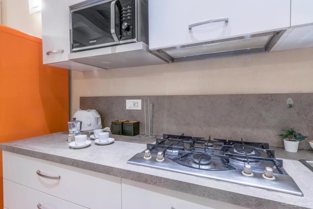 Wine Apartments Florence Barolo Екстер'єр фото