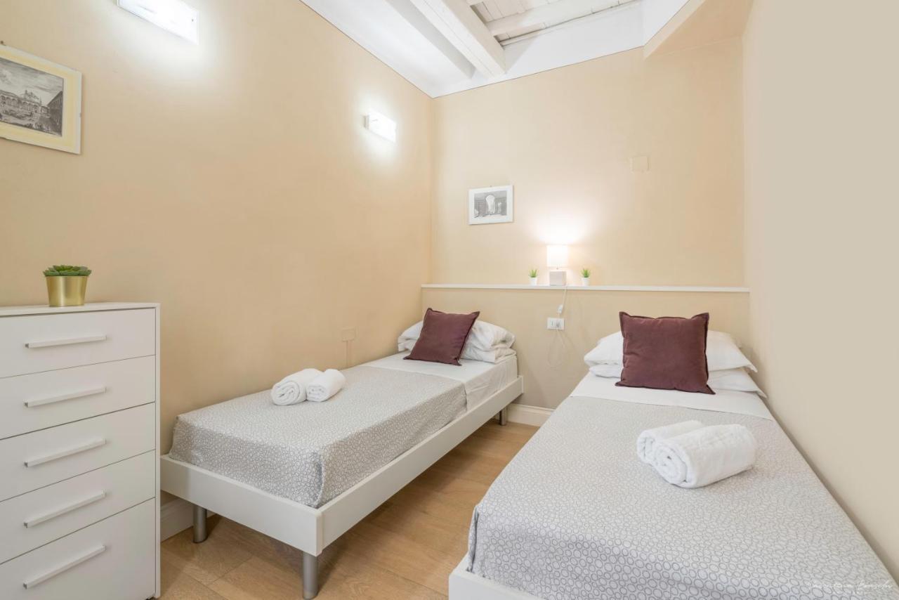 Wine Apartments Florence Barolo Екстер'єр фото